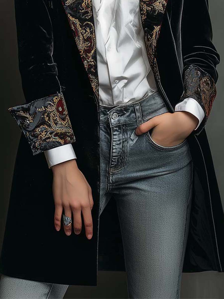 Camilla | Blazer Entallado con Estampado Barroco Negro
